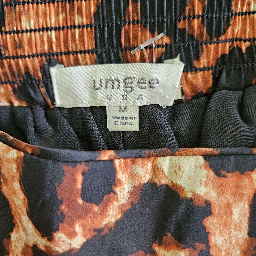 Umgee leopard print shorts